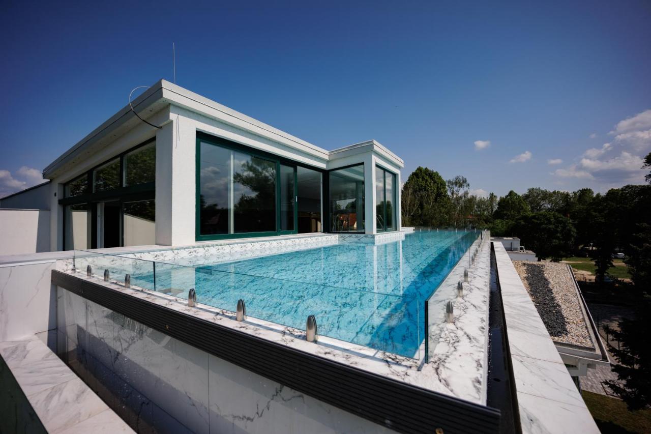 Villa Bauhaus Wellness Apartments 207 - Petiteplage Σίοφοκ Εξωτερικό φωτογραφία