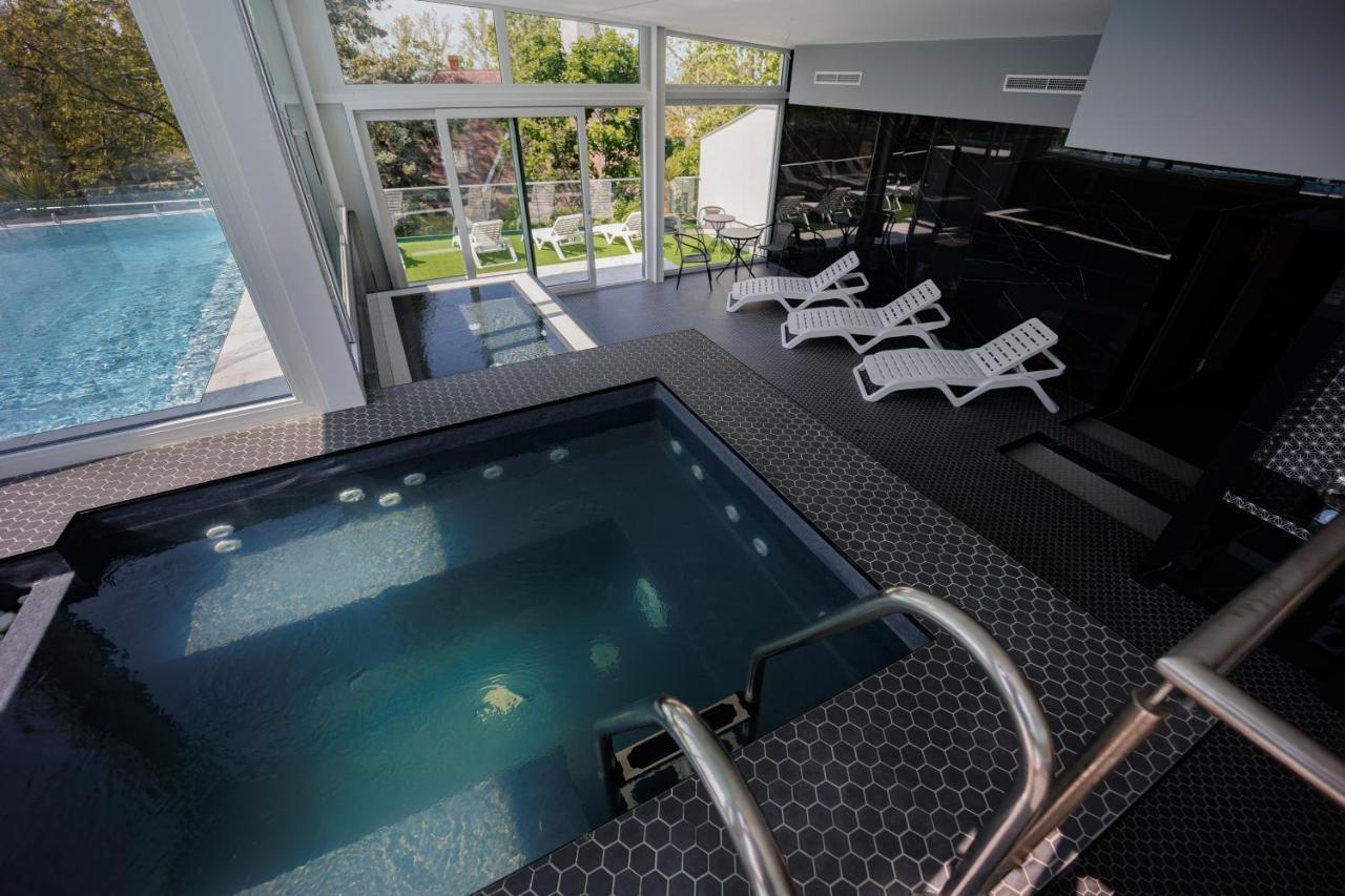 Villa Bauhaus Wellness Apartments 207 - Petiteplage Σίοφοκ Εξωτερικό φωτογραφία