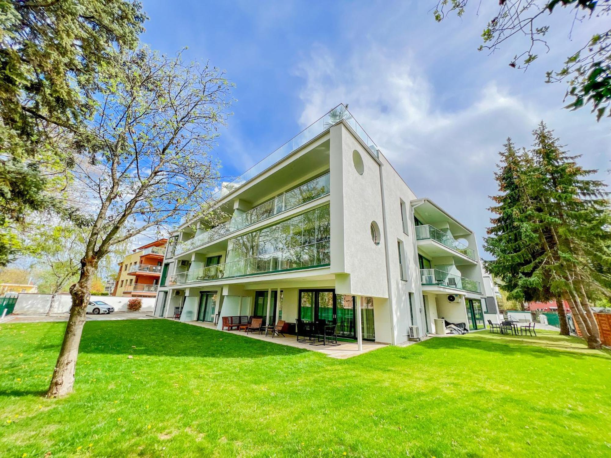 Villa Bauhaus Wellness Apartments 207 - Petiteplage Σίοφοκ Εξωτερικό φωτογραφία